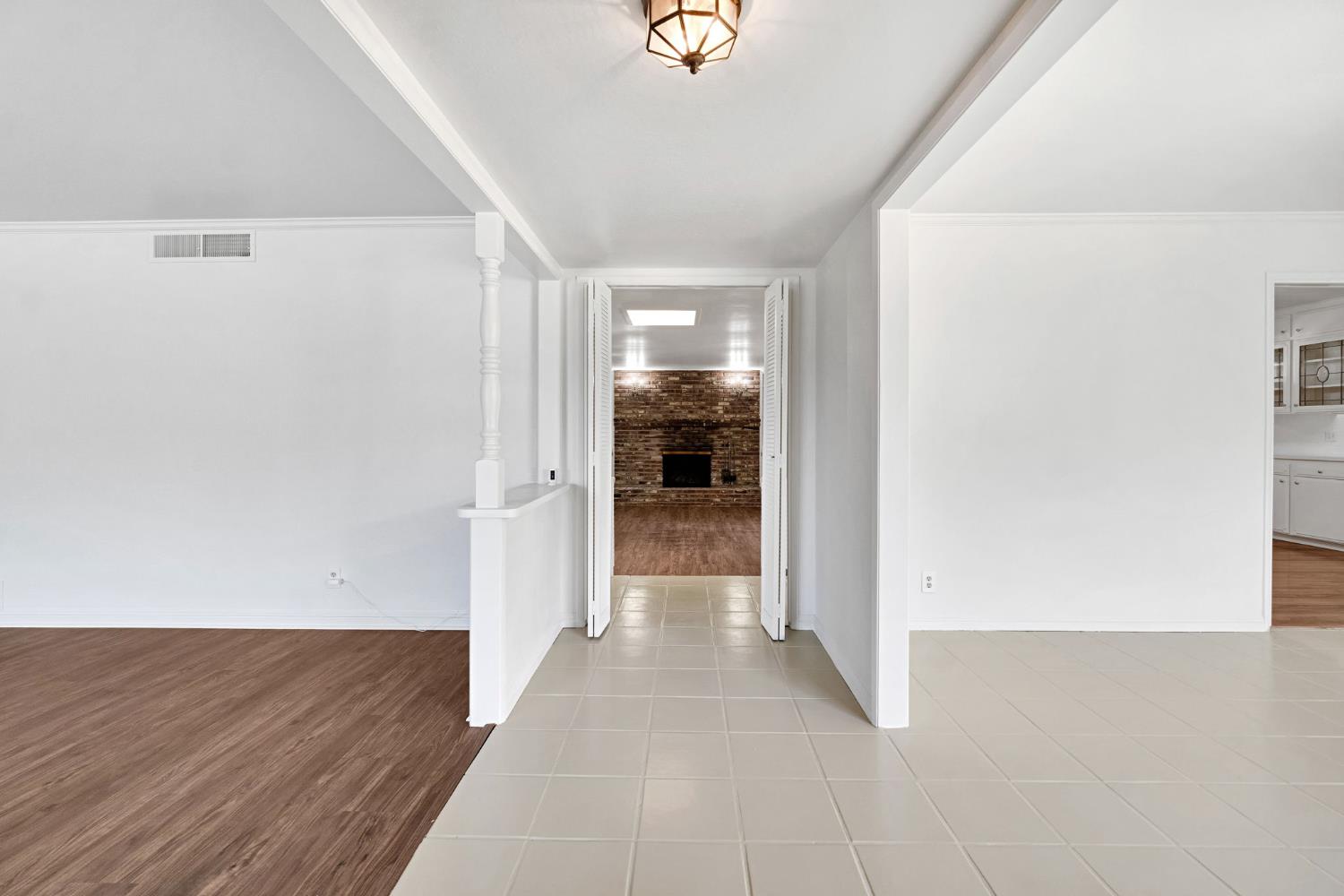 1126 E Paul Ave, Fresno, CA 93710