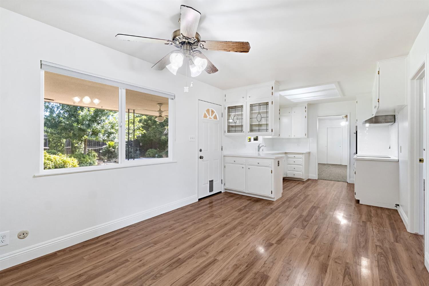 1126 E Paul Ave, Fresno, CA 93710