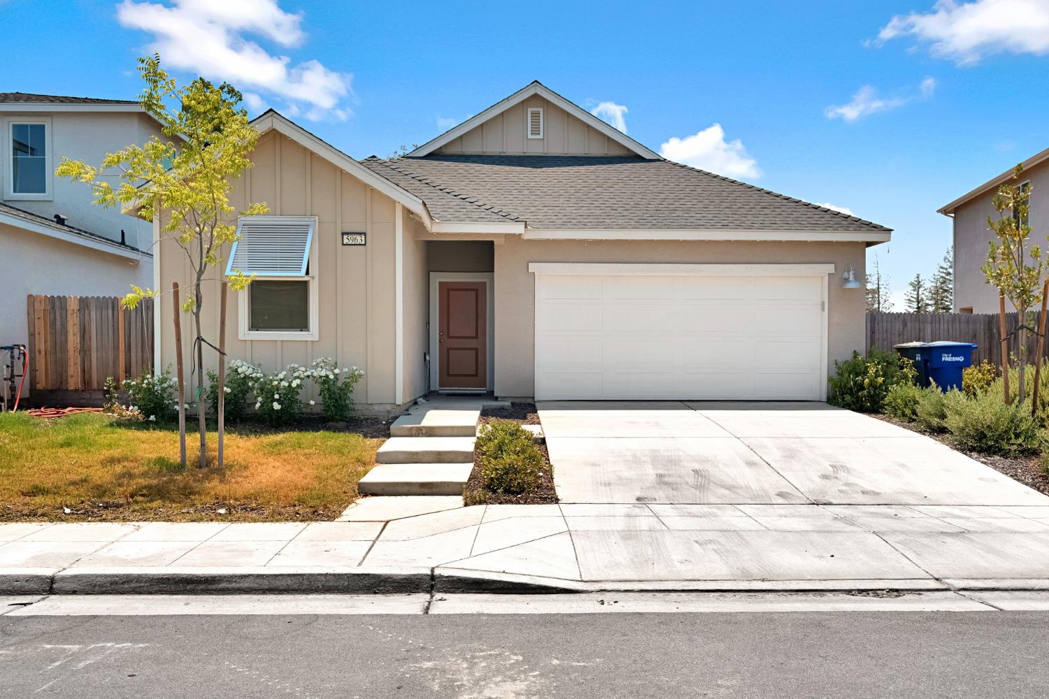 5963 W Laguna Ave